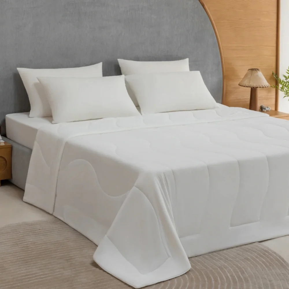 REST Evercool Cooling Comforter in Artic White - Queen + King
